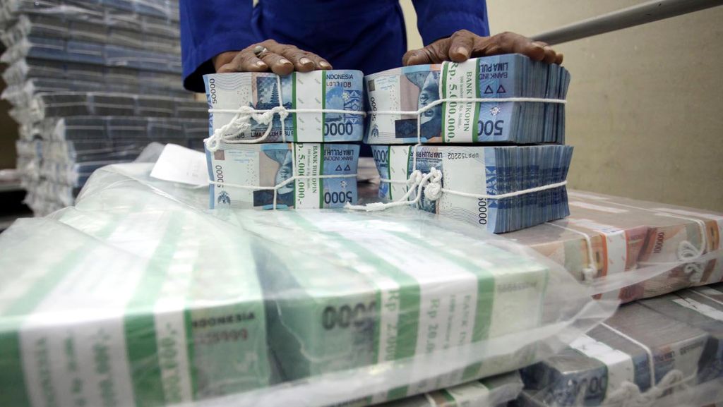 Mengapa Negara Tidak Mencetak Uang Banyak untuk Dibagikan ke Warga